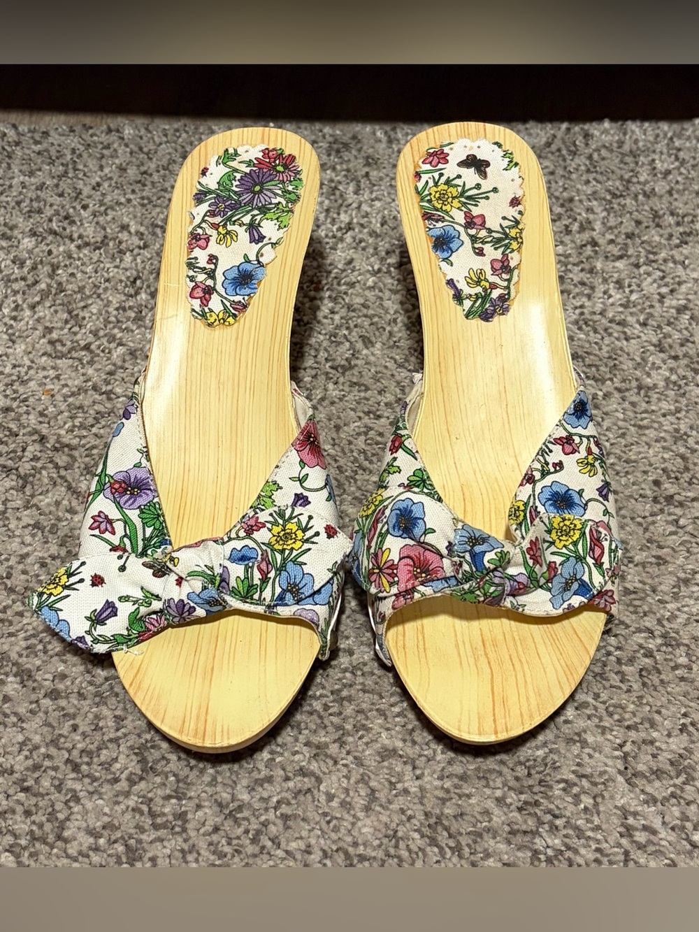NWOT Knotted Wooden Platform Mules